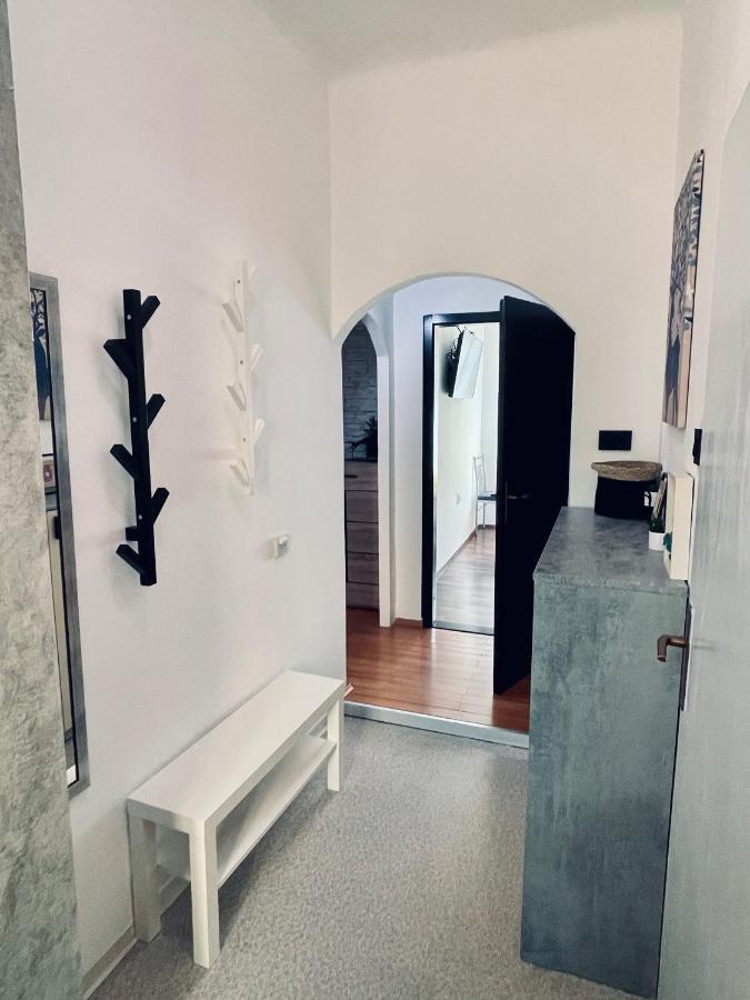Apartman Three Queens Rijeka Exterior photo